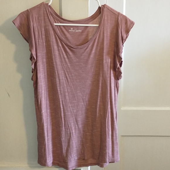 Tops - Picture 1 of 7